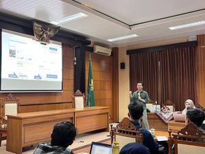 Ilmuwan Muda UIN Suka Temukan Senyawa Baru, Diberi Nama Juanleoxy Fahrulanoside Ilmuwan Muda UIN Suka Temukan Senyawa Baru, Diberi Nama Juanleoxy Fahrulanoside
