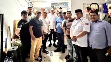 Ande Rosiade: Uluran Tangan untuk Perantau Minang di Jakarta