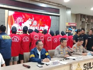7 Fakta Pembakaran Gedung DPRD Makassar-Sulsel Libatkan 29 Tersangka 7 Fakta Pembakaran Gedung DPRD Makassar-Sulsel Libatkan 29 Tersangka