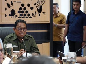 Pembangunan Jalan Halimun Salak Diminta Berbasis Konservasi Pembangunan Jalan Halimun Salak Diminta Berbasis Konservasi