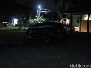 Mobil Parkir 2 Hari Dikerubuti Lalat, Ternyata Ada Mayat Pria Membusuk Mobil Parkir 2 Hari Dikerubuti Lalat, Ternyata Ada Mayat Pria Membusuk