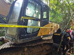 34 Alat Berat Dikeluarkan dari Lokasi Tambang Ilegal di Muratara 34 Alat Berat Dikeluarkan dari Lokasi Tambang Ilegal di Muratara