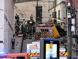 Kereta Gantung Tabrak Gedung di Portugal, 15 Orang Tewas