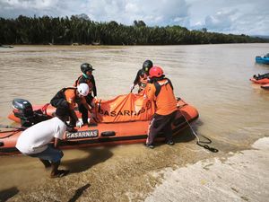 Daftar Korban Kapal Tenggelam di Kutai Timur, 5 Meninggal Dunia Daftar Korban Kapal Tenggelam di Kutai Timur, 5 Meninggal Dunia