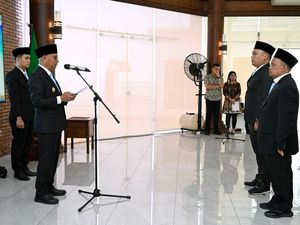 Lantik 2 Direktur BUMD Sumut, Wagubsu Surya Tekankan 5 Prinsip Lantik 2 Direktur BUMD Sumut, Wagubsu Surya Tekankan 5 Prinsip