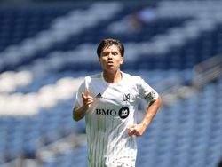 Momen Adrian Wibowo Disambut Patrick Kluivert