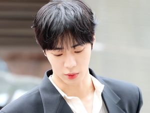 Choo Young Woo Dituding Pedofil, Pakai Casing Animasi Gambar Anak SMA Choo Young Woo Dituding Pedofil, Pakai Casing Animasi Gambar Anak SMA