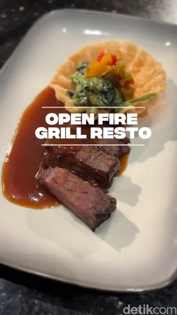 video Baru! Sensasi Menikmati Beef Yakitori Skewers di Atas Ketinggian Kota Jakarta