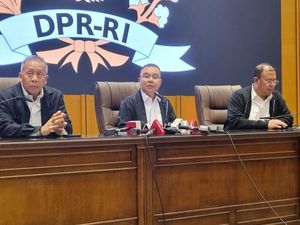 DPR Umumkan Setop Tunjangan Rumah dan Moratorium Kunker Luar Negeri DPR Umumkan Setop Tunjangan Rumah dan Moratorium Kunker Luar Negeri