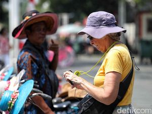 Turis Lebih Tertarik ke Malaysia, Indonesia Tidak Kalah Indah tapi... Turis Lebih Tertarik ke Malaysia, Indonesia Tidak Kalah Indah tapi...
