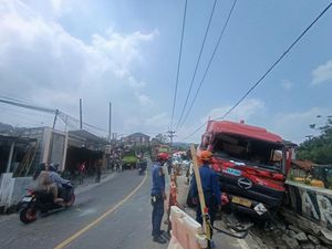 6 Orang Luka Imbas Kecelakaan Beruntun Libatkan Truk Tangki BBM di Bogor