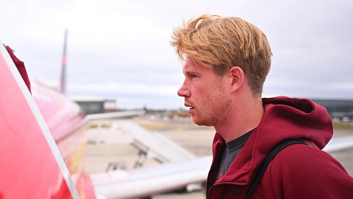 BRUSSELS, BELGIUM - SEPTEMBER 03 :  De Bruyne Kevin forward of Belgium pictured at Brussels Airport Zaventem before departure for the FIFA World Cup 2026 UEFA Qualifiers between Liechtenstein and Belgium on September 3, 2025 in Brussels, Belgium, 03/09/2025 ( Photo by Tomas Sisk / Photonews via Getty Images)