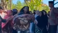 Bocah Perempuan di Koltim Tewas Digorok Remaja yang Dendam Usai Diejek