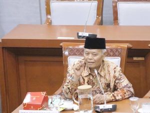 HNW Minta BPJPH Awasi Kehalalan Ompreng MBG Diduga Berbahan Minyak Babi