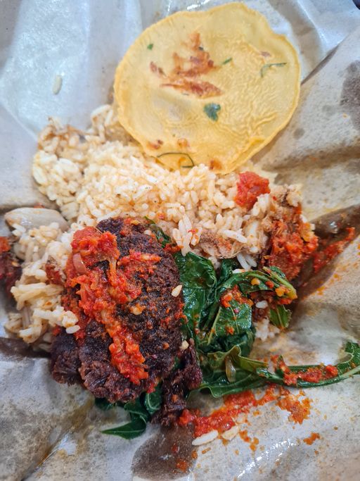Nasi Padang bungkus