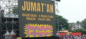 Ini Doa yang Dipimpin Rhoma Irama dalam Khotbah Salat Jumat di Festival Musik