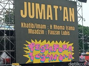 Ini Doa yang Dipimpin Rhoma Irama dalam Khotbah Salat Jumat di Festival Musik Ini Doa yang Dipimpin Rhoma Irama dalam Khotbah Salat Jumat di Festival Musik