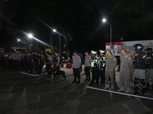 Polda Metro Patroli Skala Besar, Pantau Kondisi Jakarta Tetap Kondusif Polda Metro Patroli Skala Besar, Pantau Kondisi Jakarta Tetap Kondusif