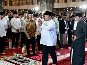 Presiden Prabowo Hadiri Peringatan Maulid Nabi Muhammad SAW 1447 H di Masjid Istiqlal Presiden Prabowo Hadiri Peringatan Maulid Nabi Muhammad SAW 1447 H di Masjid Istiqlal