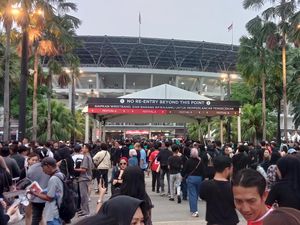 Video Lagu yang Dinanti Baladewa di Konser Dewa 19 Featuring All Stars 2.0 Video Lagu yang Dinanti Baladewa di Konser Dewa 19 Featuring All Stars 2.0