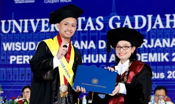 Cerita Oi Jadi Lulusan Termuda UGM, Rancang Karier Sejak SMA