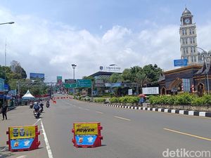 One Way Arah Jakarta Diterapkan, Lalin ke Puncak Bogor Ditutup One Way Arah Jakarta Diterapkan, Lalin ke Puncak Bogor Ditutup