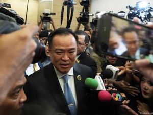 Anutin Jadi PM Thailand, Dinasti Shinawatra Angkat Kaki Anutin Jadi PM Thailand, Dinasti Shinawatra Angkat Kaki