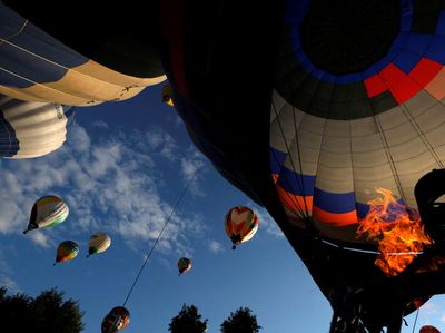 80 Balon Terbang Tinggi di Festival Balon Udara Hradec Kralove