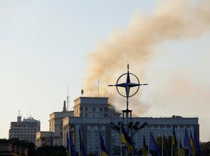 Rusia Luncurkan 805 Drone, Gedung Pemerintah Ukraina Terbakar Rusia Luncurkan 805 Drone, Gedung Pemerintah Ukraina Terbakar