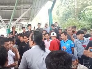 Turnamen Domino Wali Kota Cup Parepare Ricuh, Peserta Protes-Lempar Kursi Turnamen Domino Wali Kota Cup Parepare Ricuh, Peserta Protes-Lempar Kursi