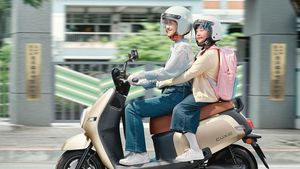 Lihat Lebih Dekat Skuter Listrik Terbaru Yamaha yang Bisa Tempuh Jarak 83 Km