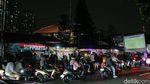 Antusias Warga Nobar Timnas vs Lebanon di Pasar Gembrong