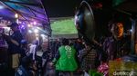 Antusias Warga Nobar Timnas vs Lebanon di Pasar Gembrong
