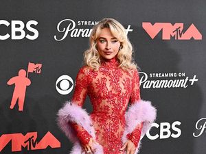 Foto: Rose Hingga Sabrina Carpenter, Ini Daftar Best Dressed di MTV VMA 2025