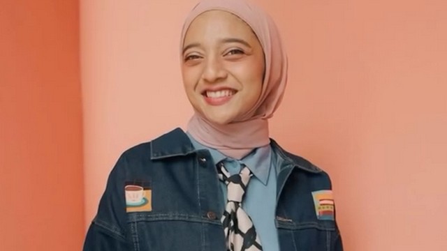 Berita Seputar Selebriti Insertlive Terkini : Komitmen Chiki Fawzi Dalam Membela Palestina Tak Pernah Luntur