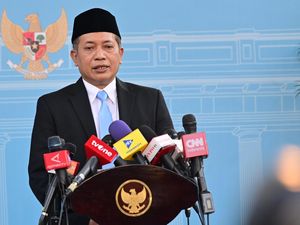 Koleksi Mobil Menteri Koperasi Ferry Juliantono yang Gantikan Budi Arie Koleksi Mobil Menteri Koperasi Ferry Juliantono yang Gantikan Budi Arie