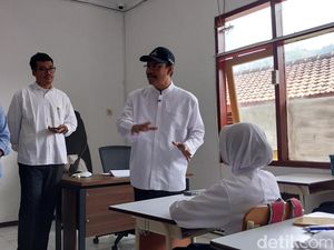 Video Guru-Murid 65 Sekolah Rakyat Tambahan Sudah Terpenuhi 80% Video Guru-Murid 65 Sekolah Rakyat Tambahan Sudah Terpenuhi 80%