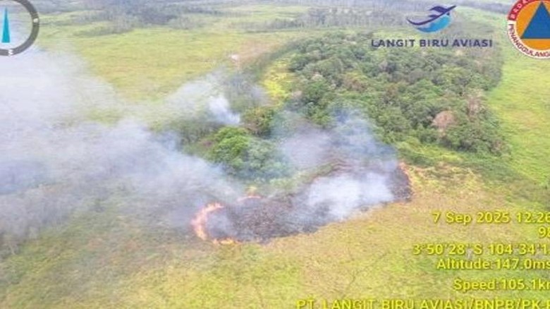 Karhutla Terjadi di 3 Daerah Sumsel, 6 Helikopter Lakukan 119 Kali Water Bombing