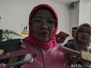 Fitra Ungkap Tunjangan 65 Anggota DPRD NTB Naik Rp 10,3 Miliar Fitra Ungkap Tunjangan 65 Anggota DPRD NTB Naik Rp 10,3 Miliar