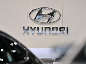 Pabrik Hyundai Digrebek, Trump Minta Perusahaan Asing Rekrut Pekerja Lokal Pabrik Hyundai Digrebek, Trump Minta Perusahaan Asing Rekrut Pekerja Lokal