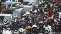 Macet Parah di Fatmawati, Imbas Penanganan Kebakaran Ruko Cipete