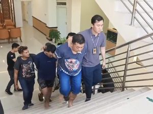 Istri Sopir Bank Kaget Suaminya Nekat Bawa Kabur Rp 10 Miliar Istri Sopir Bank Kaget Suaminya Nekat Bawa Kabur Rp 10 Miliar
