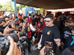 Bupati Kediri Minta Barang Jarahan Dikembalikan ke Pemerintah