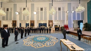 Dua Kursi Menteri Kosong: Misteri Kabinet Usai Reshuffle.