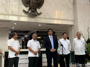 Purbaya Datangi Kemenkeu Usai Dilantik Prabowo, Tak Disambut Sri Mulyani Purbaya Datangi Kemenkeu Usai Dilantik Prabowo, Tak Disambut Sri Mulyani