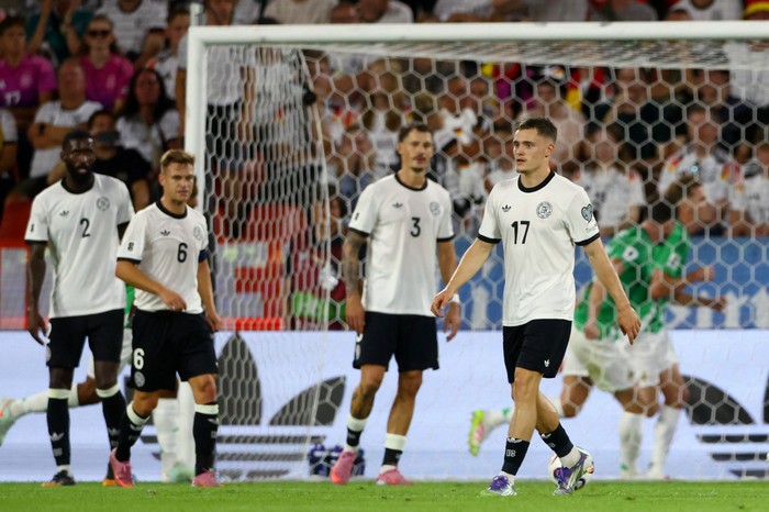 Soccer Football - World Cup - UEFA Qualifiers - Group A - Germany v Northern Ireland - RheinEnergieStadion, Cologne, Germany - September 7, 2025 Germanys Florian Wirtz looks dejected after Northern Irelands Isaac Price scores their first goal REUTERS/Thilo Schmuelgen
