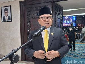 Waka DPRD DKI Sentil Jasa Marga, Usul Perbaikan Gerbang Tol Dini Hari Waka DPRD DKI Sentil Jasa Marga, Usul Perbaikan Gerbang Tol Dini Hari
