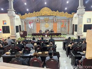 DPRD Bali Didorong Tak Terima Insentif, Tabanan Belum Naikkan Tunjangan DPRD Bali Didorong Tak Terima Insentif, Tabanan Belum Naikkan Tunjangan