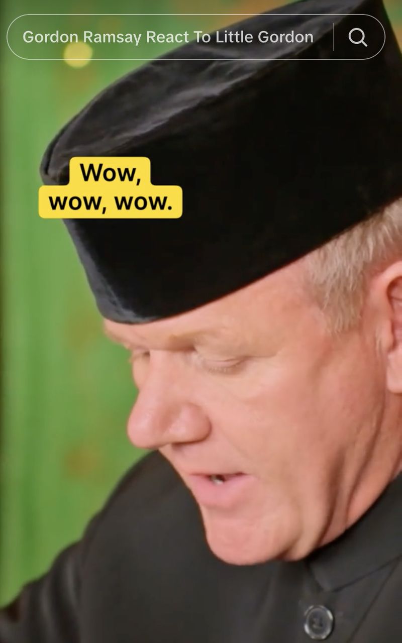 Gordon Ramsay Makan Rendang Pakai Tangan Langsung, Begini Komentarnya!