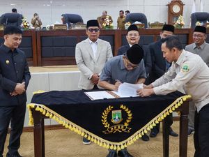 DPRD Setujui Perubahan APBD Banten 2025, Ada Pemotongan Tunjangan ASN DPRD Setujui Perubahan APBD Banten 2025, Ada Pemotongan Tunjangan ASN